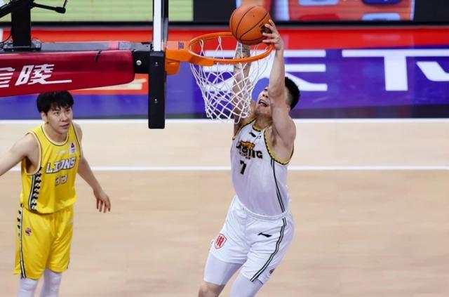 开云官网-实力差距悬殊！辽宁替补碾压广厦 总冠军已在招手